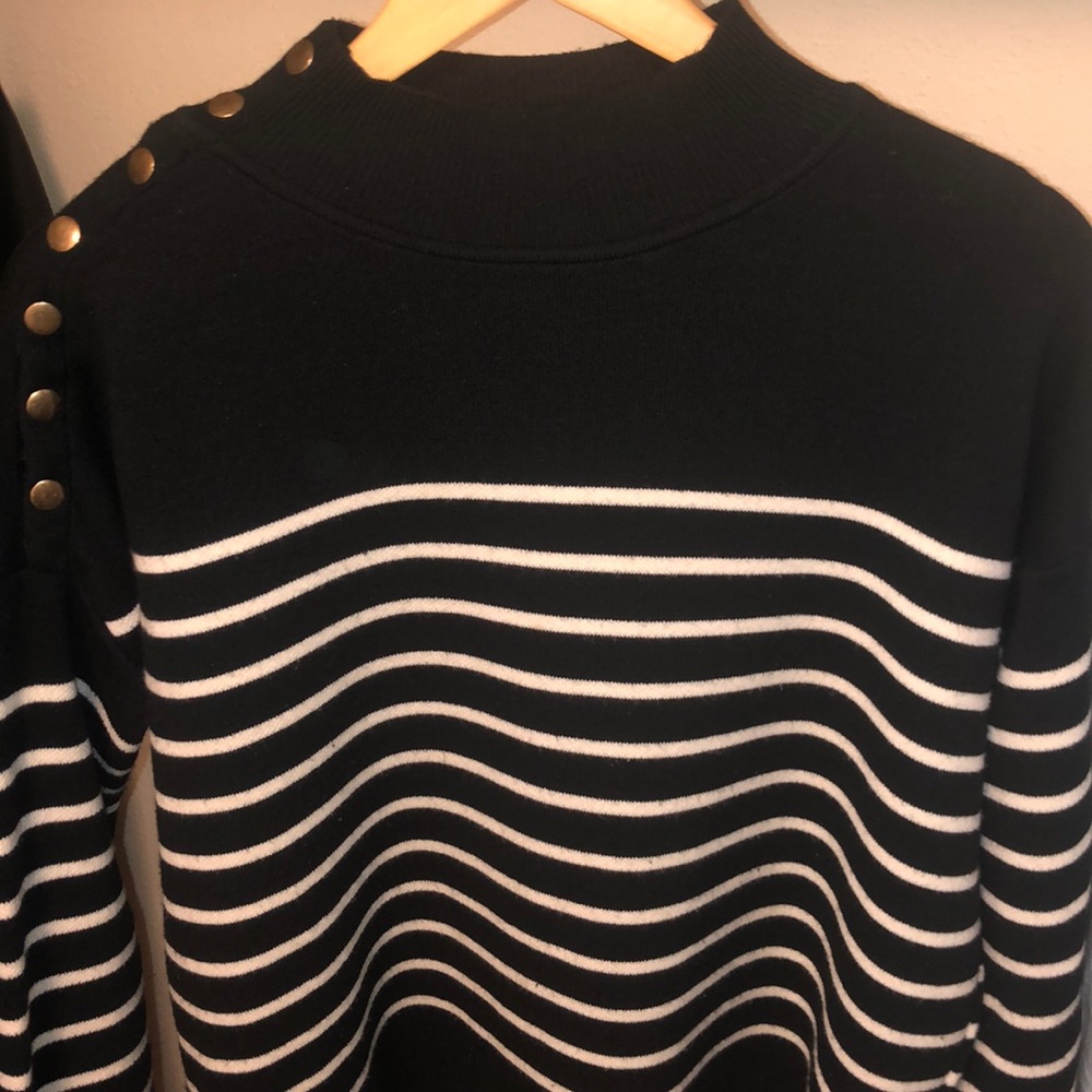 Turtle neck sweater